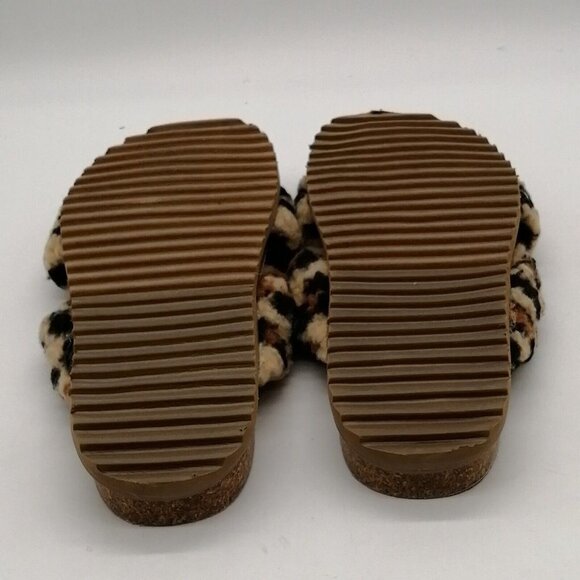 Treasure & Bond Womens Criss Cross Strap Slide Slipper Leopard Faux Fur Flat 7M - Picture 4 of 9